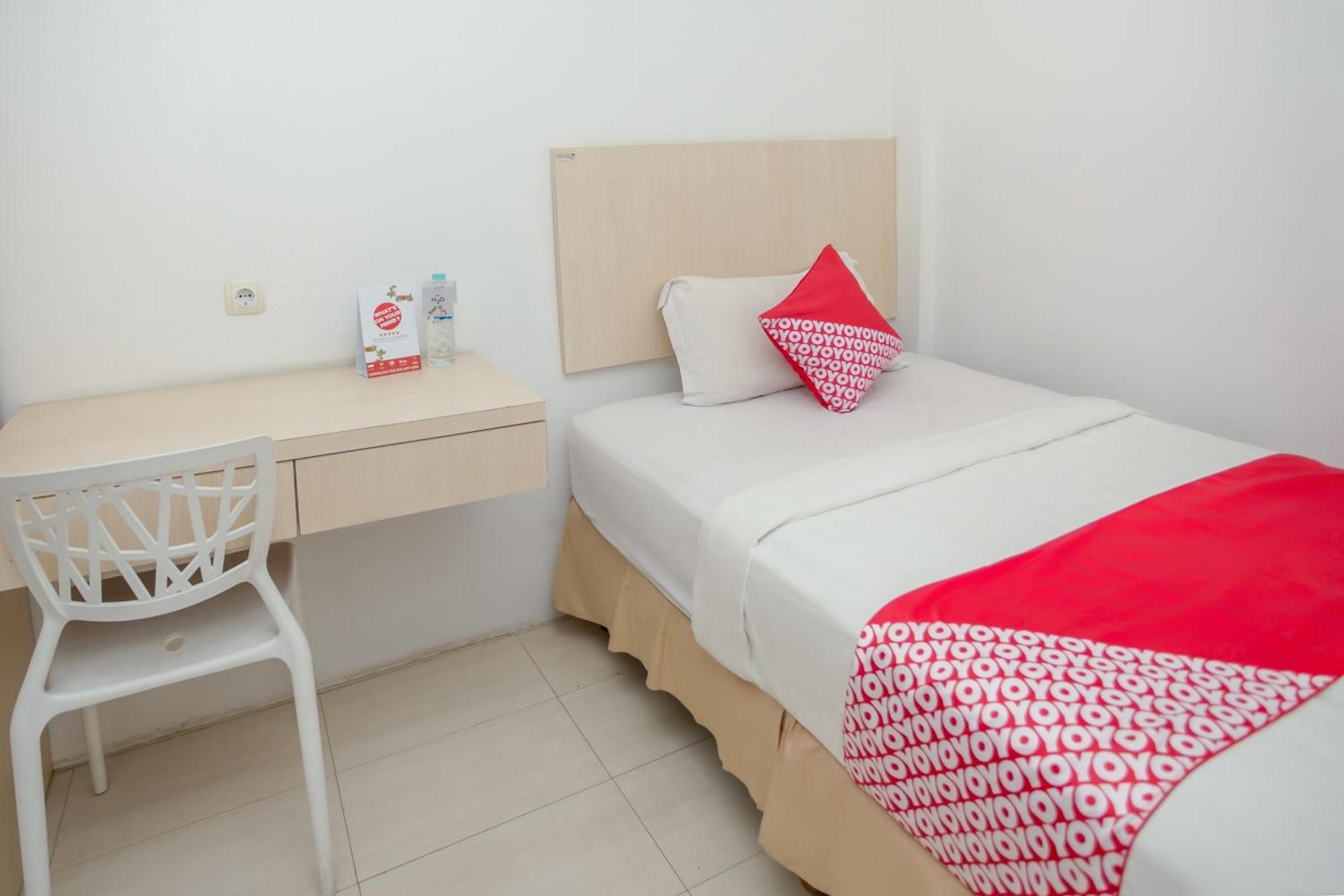 Oyo 850 Lapan Lapan Otel Banjarmasin  Dış mekan fotoğraf